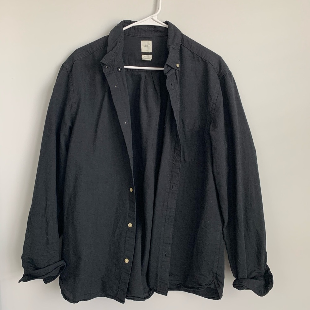 H&M Black Large Dress Shirt